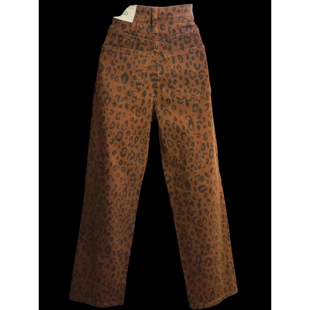 Universal Thread Brown Leopard Print Wide-Leg Jea… - image 6